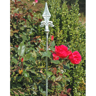 Border Stakes with Finials